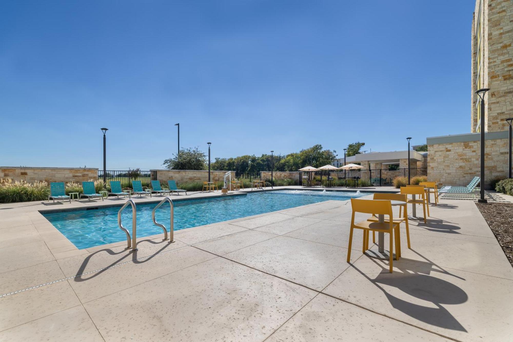Home2 Suites By Hilton Plano Richardson Exterior photo